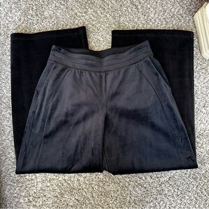 Lululemon Black velvet Scuba Mid-rise Wide-Leg pant